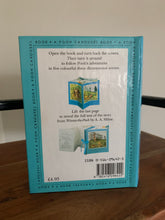 Pooh Goes Visiting - A Pooh Carousel Book