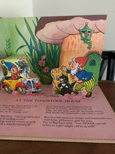 Noddy in Toy Village - A Pop-up Picture Book
