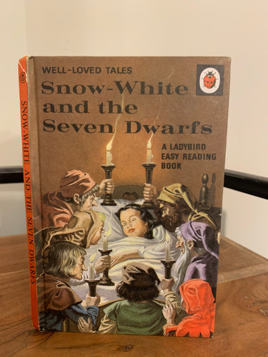 Snow-White and the Seven Dwarfs - Ladybird 'Well-Loved Tales.' Series 606D