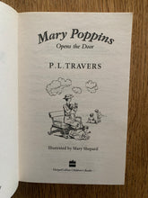 Mary Poppins complete five book set