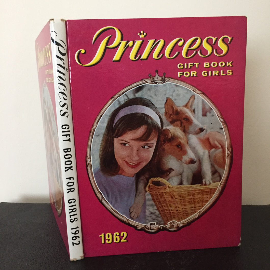 Princess Gift Book For Girls 1962 (with Famous Five story)