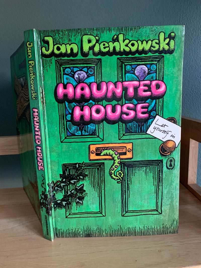 Haunted House Jan Pieńkowski Haunted House by PIENKOWSKI, Jan - Jonkers Rare Books