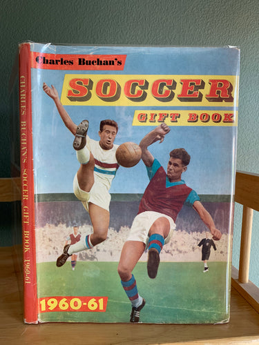 Charles Buchan's Soccer Gift Book 1960-61